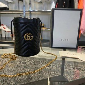 NWT Gucci Marmont Mini Bucket Bag                                5.5W x 6.7H x 5